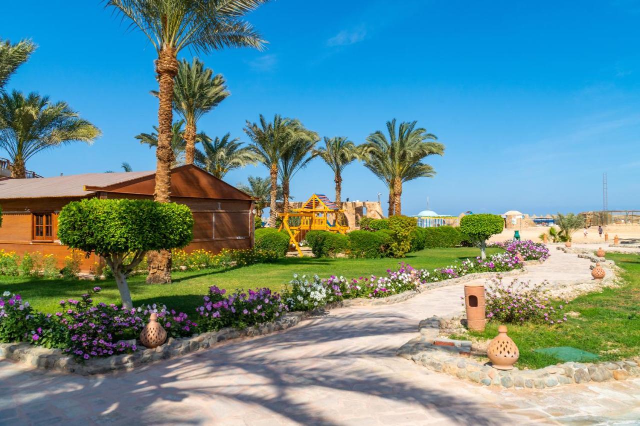 Utopia Club Hotel